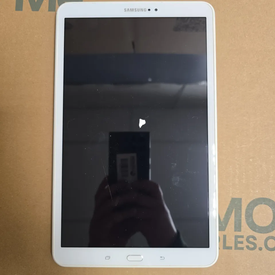 SAMSUNG GALAXY TAB A SM-T580