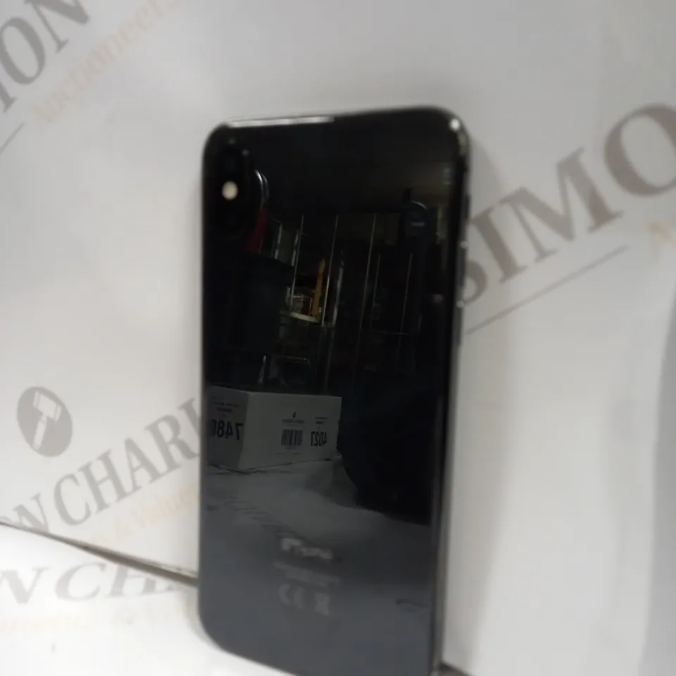 BOXED SMARTPHONE IN BLACK - MODEL UNSPECIFIED 