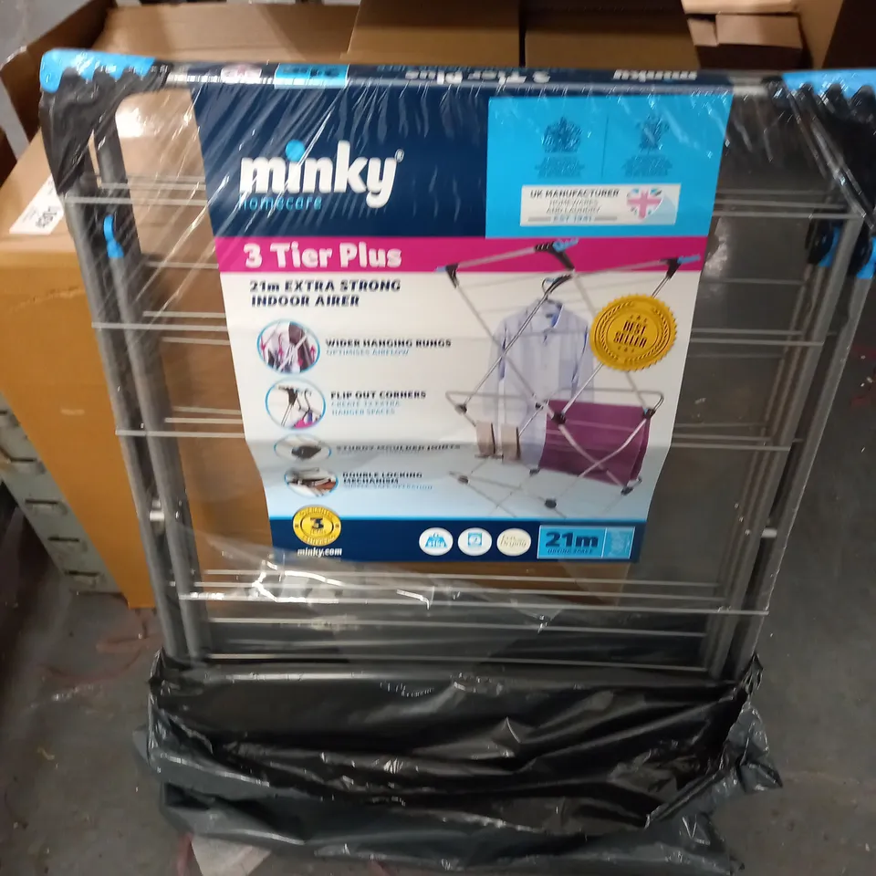 MINKY 3-TIER PLUS CLOTHES HANGER 