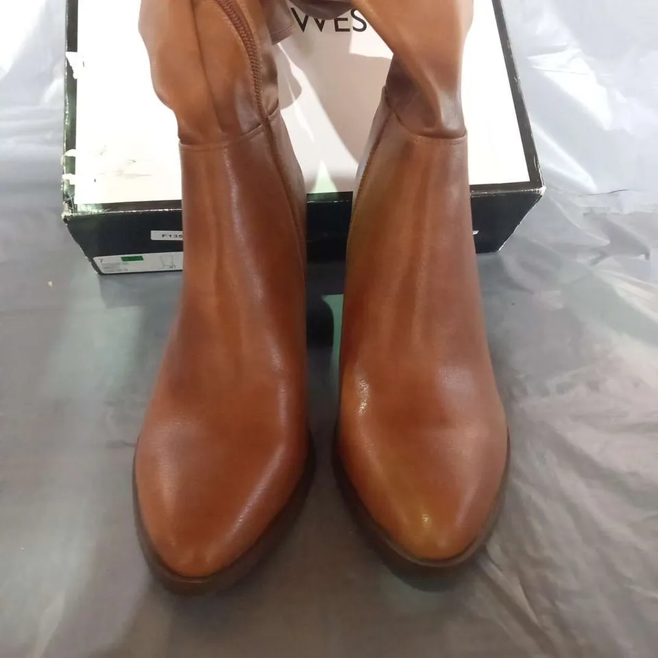 BOXED NINE WEST TAN LEATHER LADIES BOOTS SIZE 5