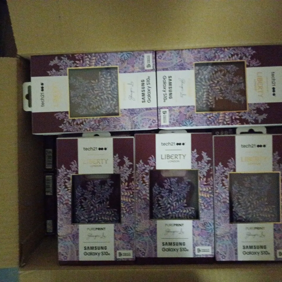 LOT OF APPROXIMATELY 76 BRAND NEW BOXED TECH 21 LIBERTY LONDON CASE WITH 10FT DROP PROTECTION, CONTAINS BULLETSHIELD AND ULTRA-THIN FOR SAMSUNG GALAXY S10E T21-6906 SHANGRI-LA