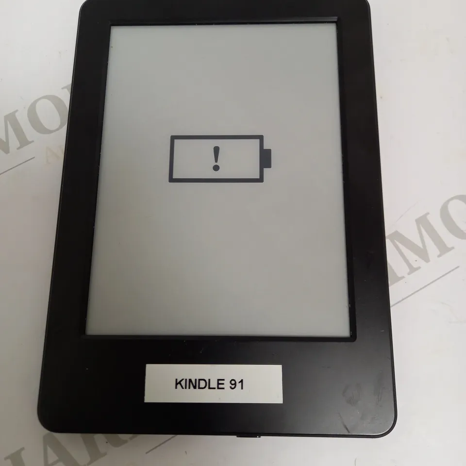 AMAZON KINDLE EREADER (WP63GW 7TH GEN)