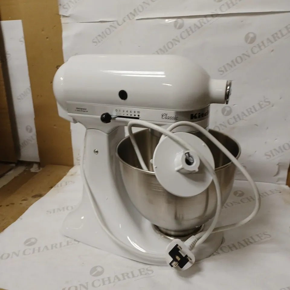 KITCHENAID CLASSIC STAND MIXER