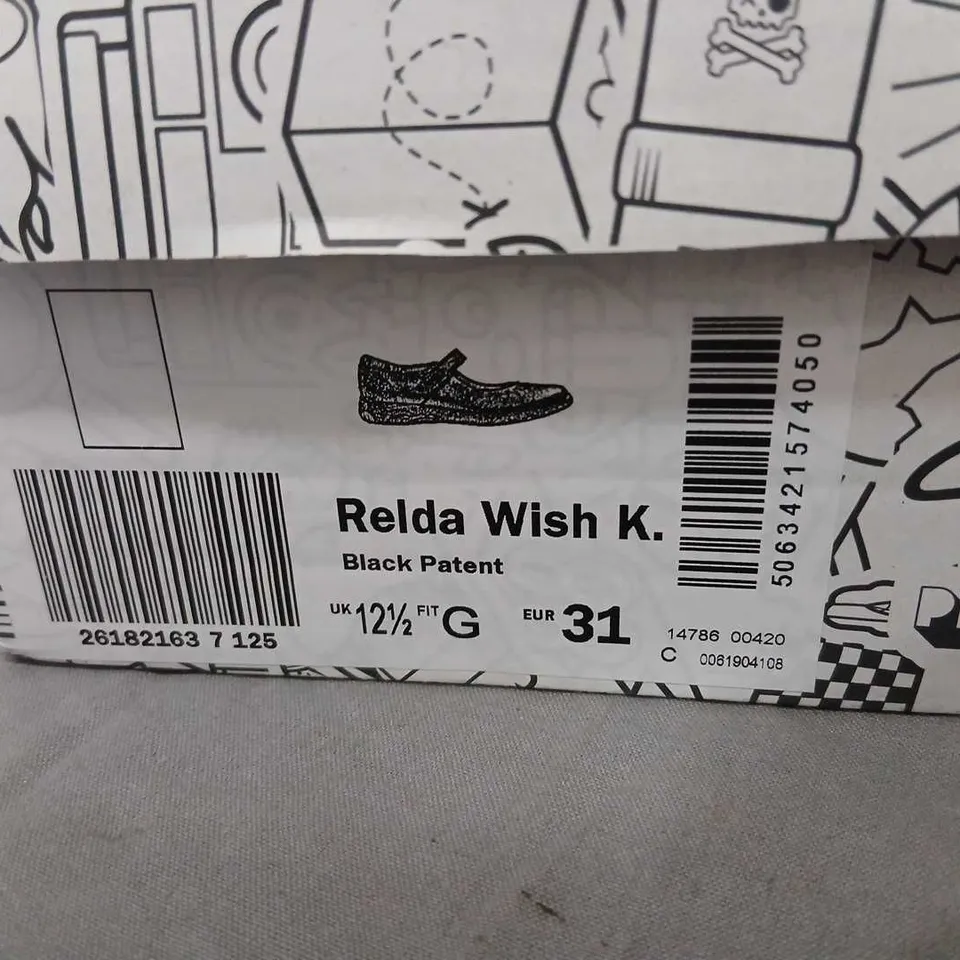 CLARKS RELDA WISH K. BLACK PATENT MARY JANE SHOES – UK 12½ (EU 31), PLAY PRINTS