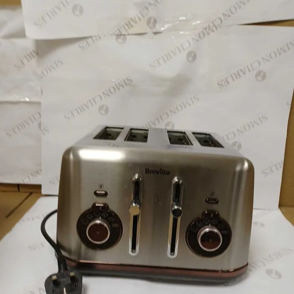 BREVILLE 4-SLICE TOASTER - STAINLESS STEEL