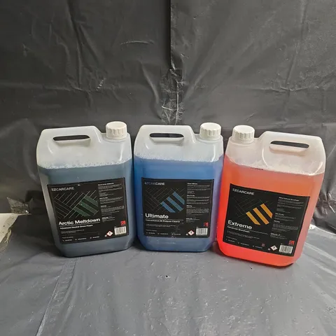 LOT OF 3 ASSORTED LARGE LIQUIDS TO INCLUDE - EZCARCARE ULTIMATE CONCENTRATED ALL-PURPOSE CLEANER - EZCARECARE EXTREME ADVANCED SNOWFOAM - EZCARCARE ARCTIC MELTDOWN ADVANCED NEUTRAL SNOWFOAM - ETC