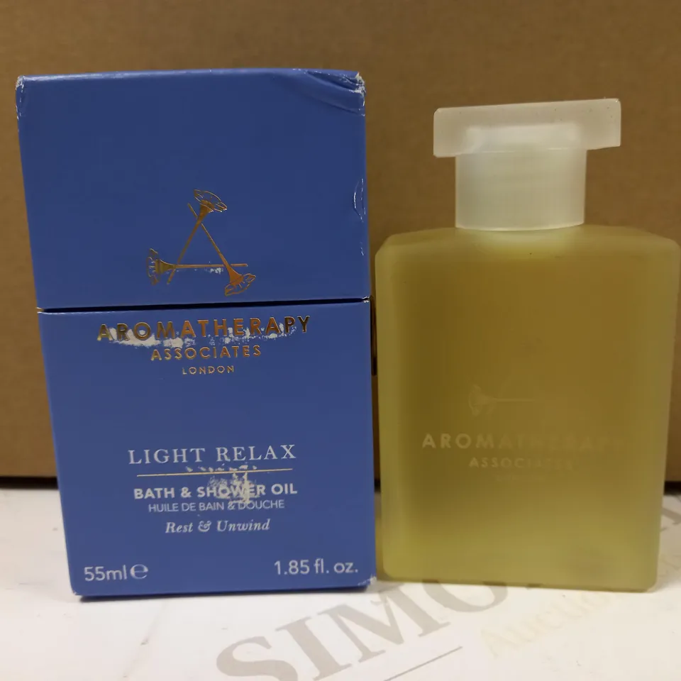ARTOMATHERAPY ASSOCIATES LONDON LIGHT RELAX BATH AND SHOWER OIL - 55ML