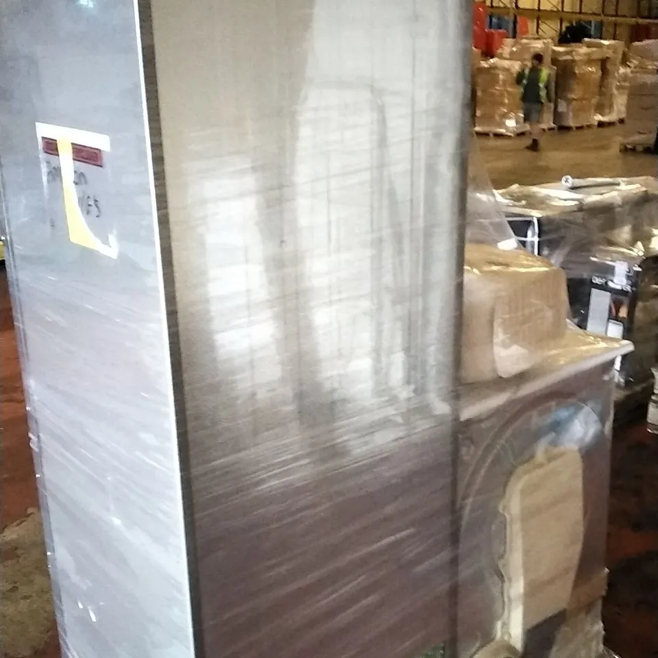 PALLET OF APPROXIMATELY 5 ASSORTED PRODUCTS TO INCLUDE;