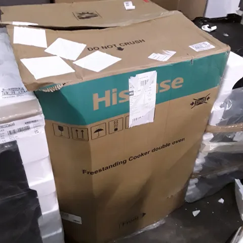 BOXED HISENSE HDE3211BWUK ELECTRIC COOKER WITH CERAMIC HOB