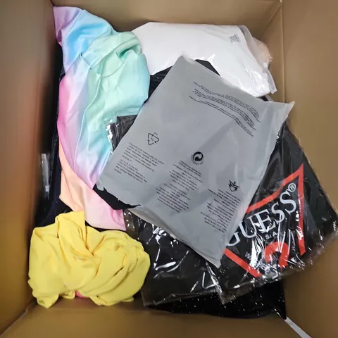 LARGE BOX OF APPROXIMATELY 20 ASSORTED CLOTHING ITEMS IN VARIOUS SIZES, STYLES AND COLOUR