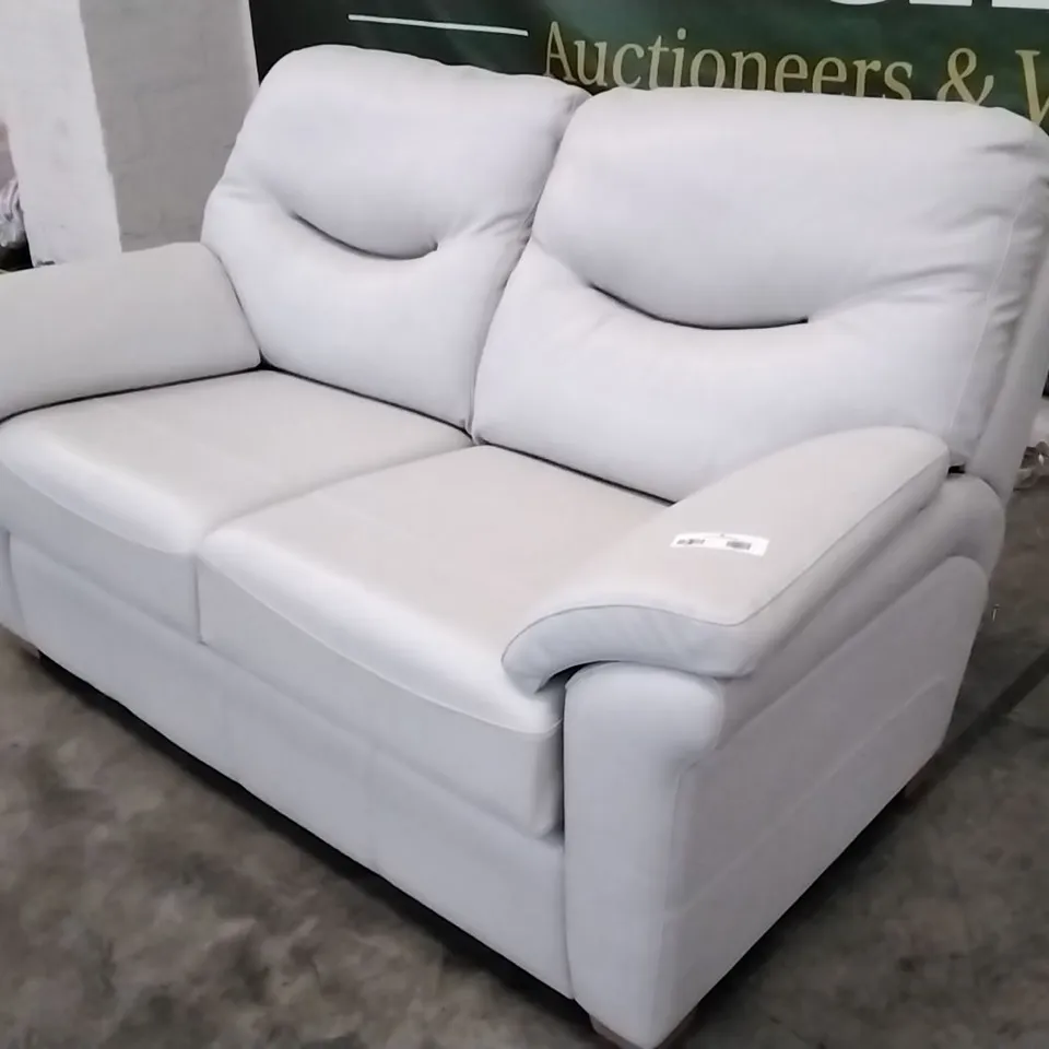 QUALITY BRITISH DESIGNED & MANUFACTURED G PLAN WASHINGTON 2 SEATER SOFA CAPRI CHALK LEATHER