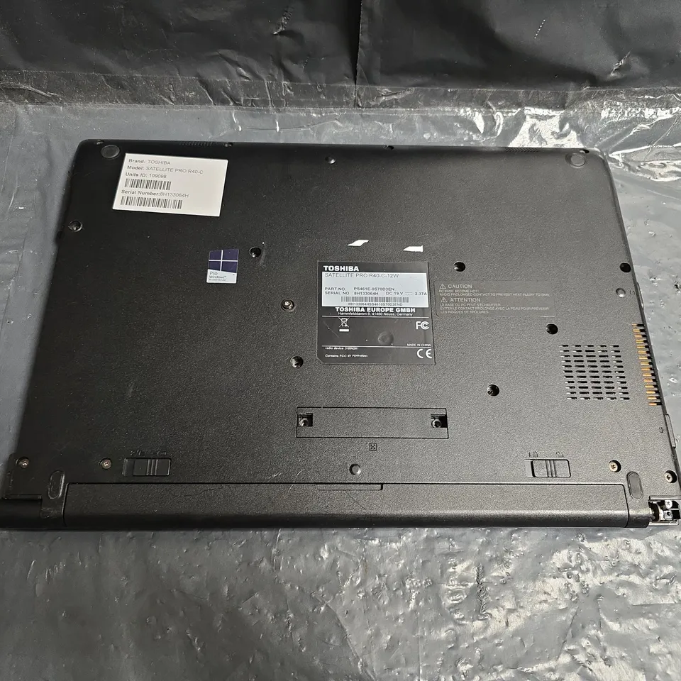 TOSHIBA  SATELLITE PRO R40-C LAPTOP