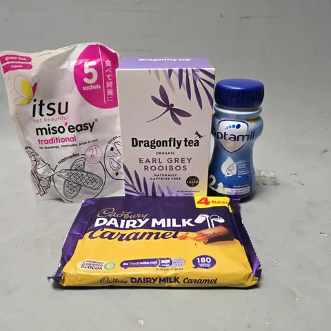 APPROXIMATELY 7 ASSORTED FOOD & DRINK ITEMS TO INCLUDE - CADBURYS CARAMEL CHOCOLATE BAR , APTAMIL 2 ETC