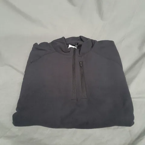 GYMSHARK FLEECE 1/4 ZIP IN BLACK SIZE M