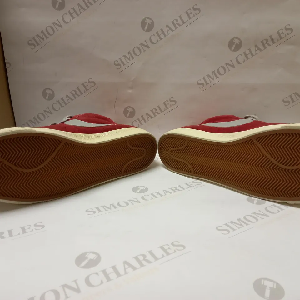 NIKE MID BLAZER IN RED SIZE 9