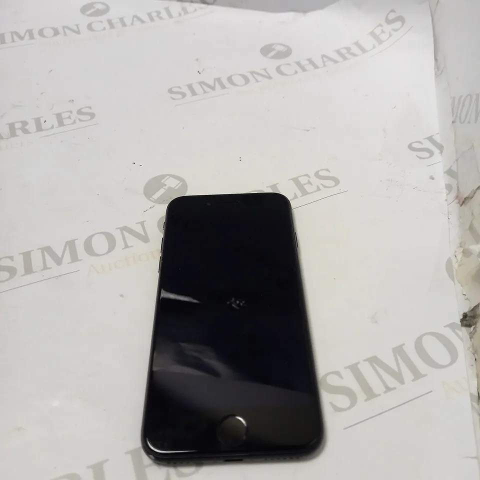 APPLE IPHONE SE2020 64GB 