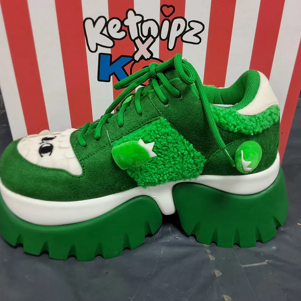 BRAND NEW BOXED KOI KETNIPZ BEANZILLA PLATFORM TRAINERS IN GREEN - UK 5