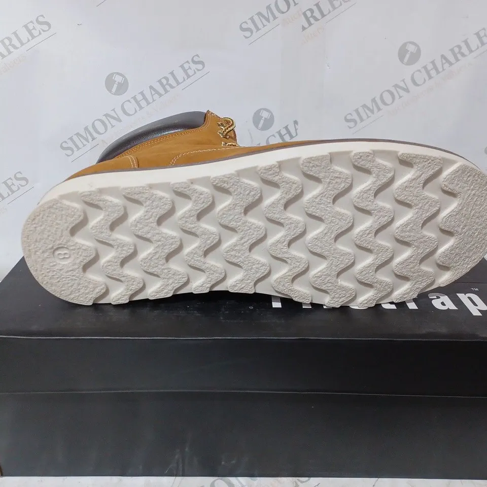 BOXED PAIR OF FIRETRAP BEDWORTH BOOTS IN TAN UK SIZE 8