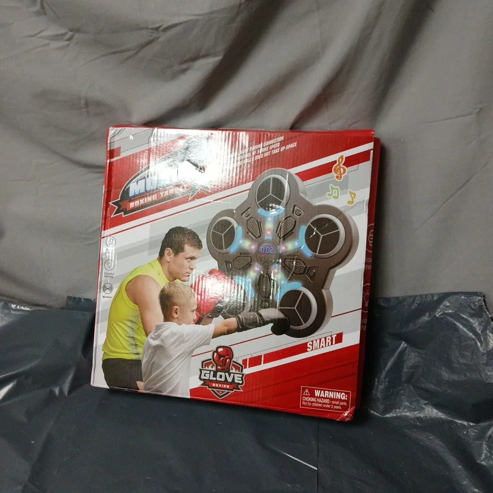 GLOVE BOXING MUSIC BOXING TARGET TRAINING TOY – BOXED