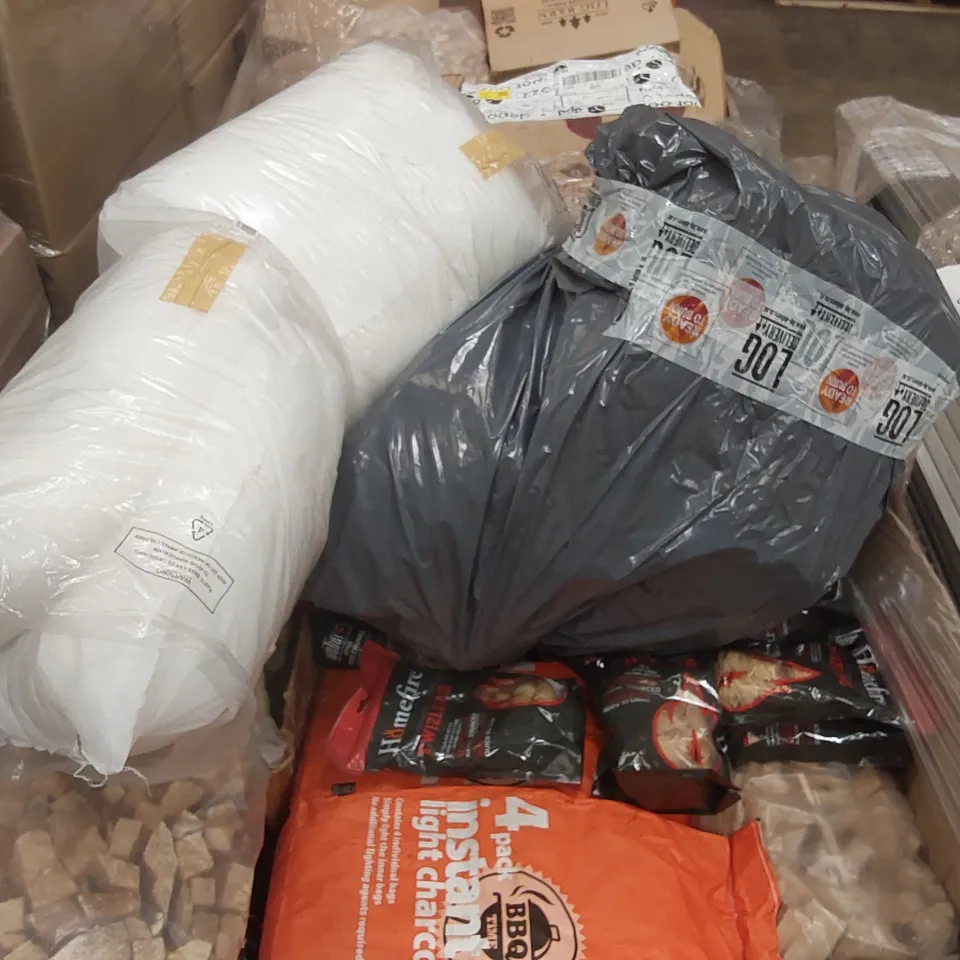 PALLET CONTAINING A LARGE QUANTITY OF FIREWOOD, FIRELIGHTERS ECT