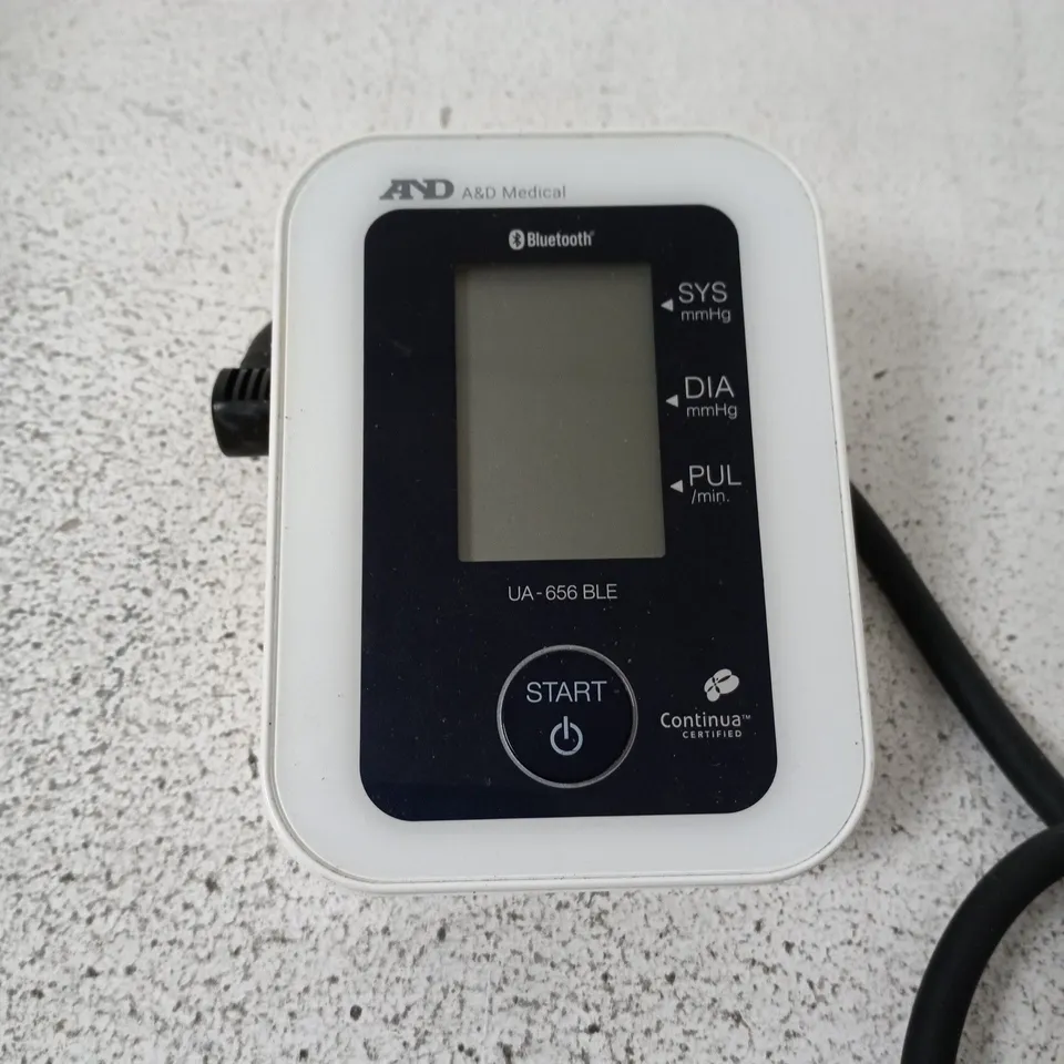 A&D MEDICAL UA-656 BLE DIGITAL BLOOD PRESSURE MONITOR WITH CUFF