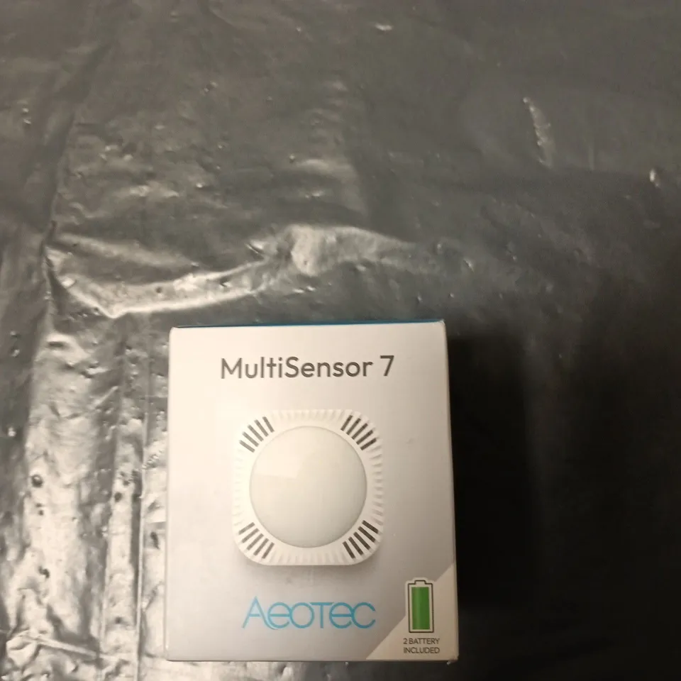 AEOTEC MULTISENSOR 7 – HOME AUTOMATION SENSOR (2 BATTERIES INCLUDED)