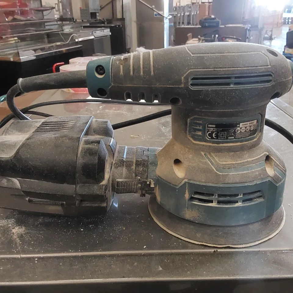 ERBAUER CORDED RANDOM ORBIT SANDER, ERO400