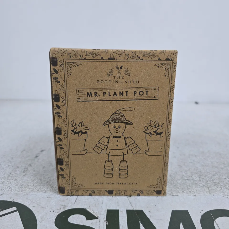 MR PLANT POT – TERRACOTTA CHARACTER PLANTER (THE POTTING SHED)