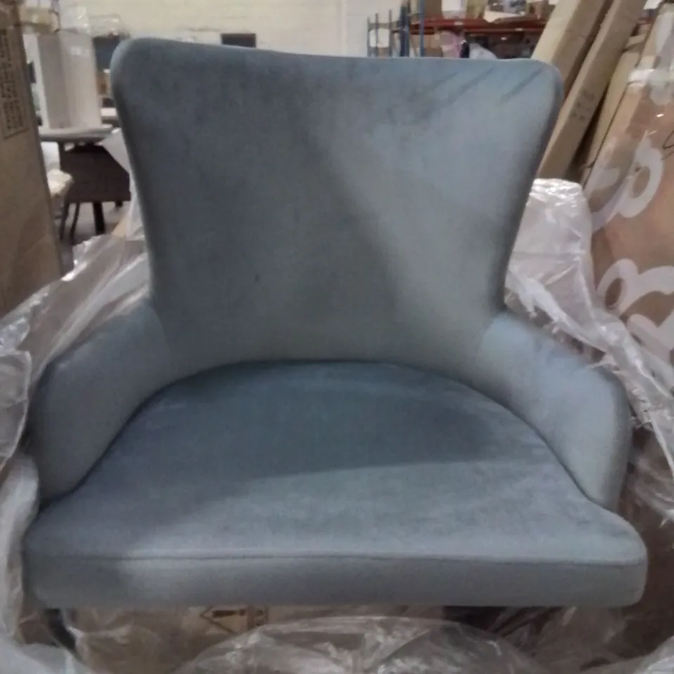 BOXED 53CM TUFTED VELVET UPHOLSTERED METAL WING BACK ARMCHAIR GRAY 2PCS