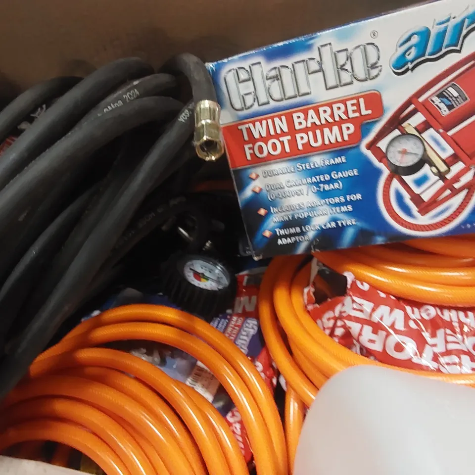 BOX CONTAINING A LARGE ASSORTMENT OF TOOLS/EQUIPMENT INCLUDING: TWIN BARREL FOOT PUMP, AIRLINE TYRE INFLATOR WITH PRESSURE GAUGE, LONG NOZZLE BLOW GUN, HOSES ECT