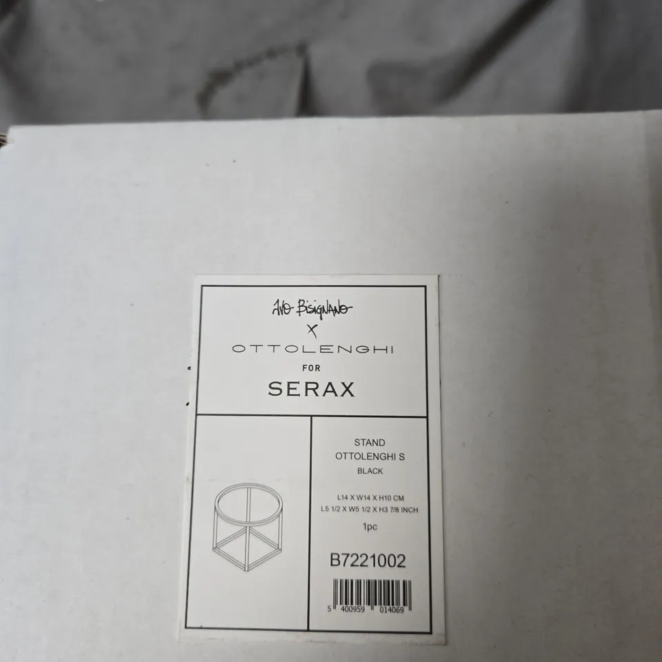 OTTOLENGHI FOR SERAX STAND, BLACK – ROUND TOP, METAL FRAME