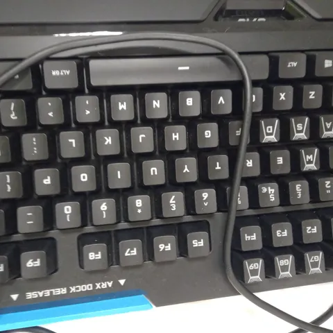 LOGITECH G910 ORION SPECTRUM KEYBOARD 