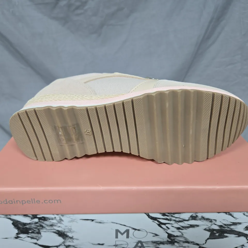 MODA IN PELLE WOMEN'S BEIGE TRAINERS WITH SIDE ZIP EU SIZE 37