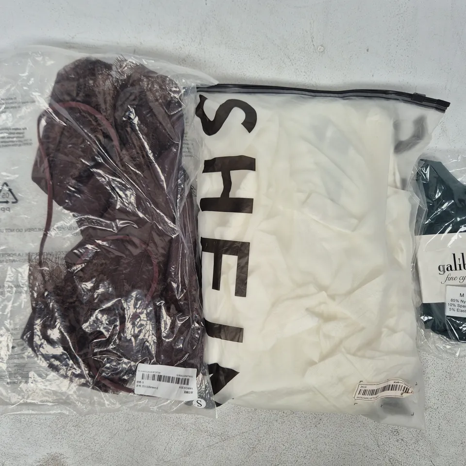 APPROXIMATELY 20 ASSORTED CLOTHING AND FASHION PRODUCTS IN VARIOUS STYLES AND SIZES - COLLECTION ONLY