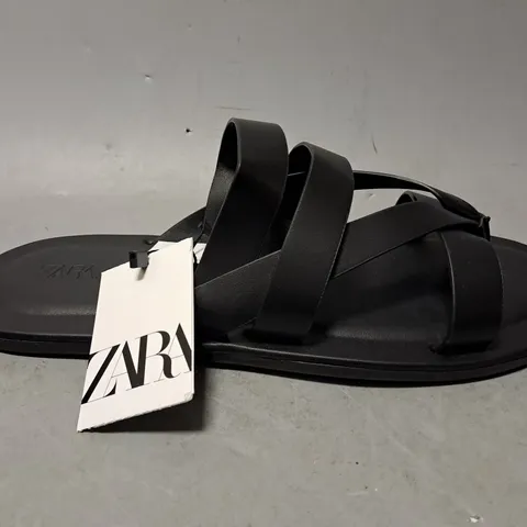 ZARA OPEN TOE POST BLACK SANDALS - UK 8 