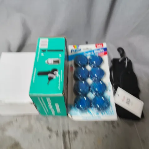 APPROXIMATELY 6 ASSORTED HOUSEHOLD ITEMS TO INCLUDE, PRISM, LOGO STRAP AND MINI VACUUM