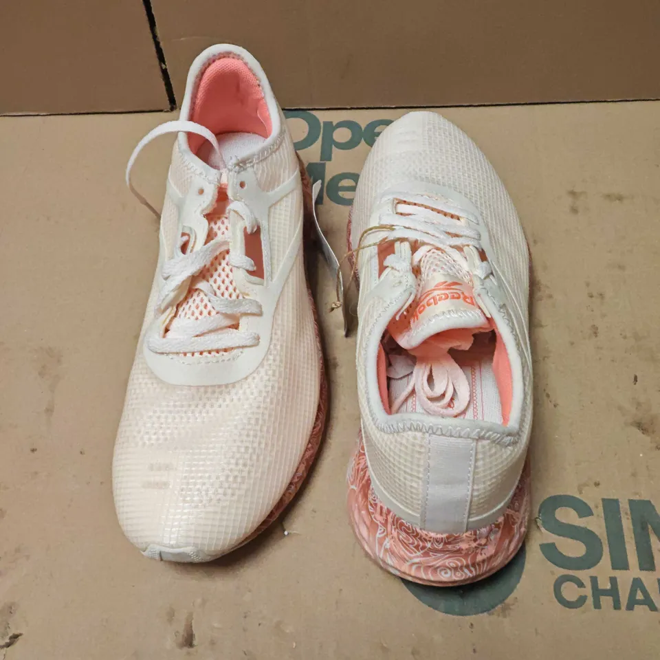 UNBOXED REEBOK FLASHFILM 3.0 RUNNING SHOES – WOMEN’S, PEACH/BLUSH, UK 3.5 (US 6, EU 36)