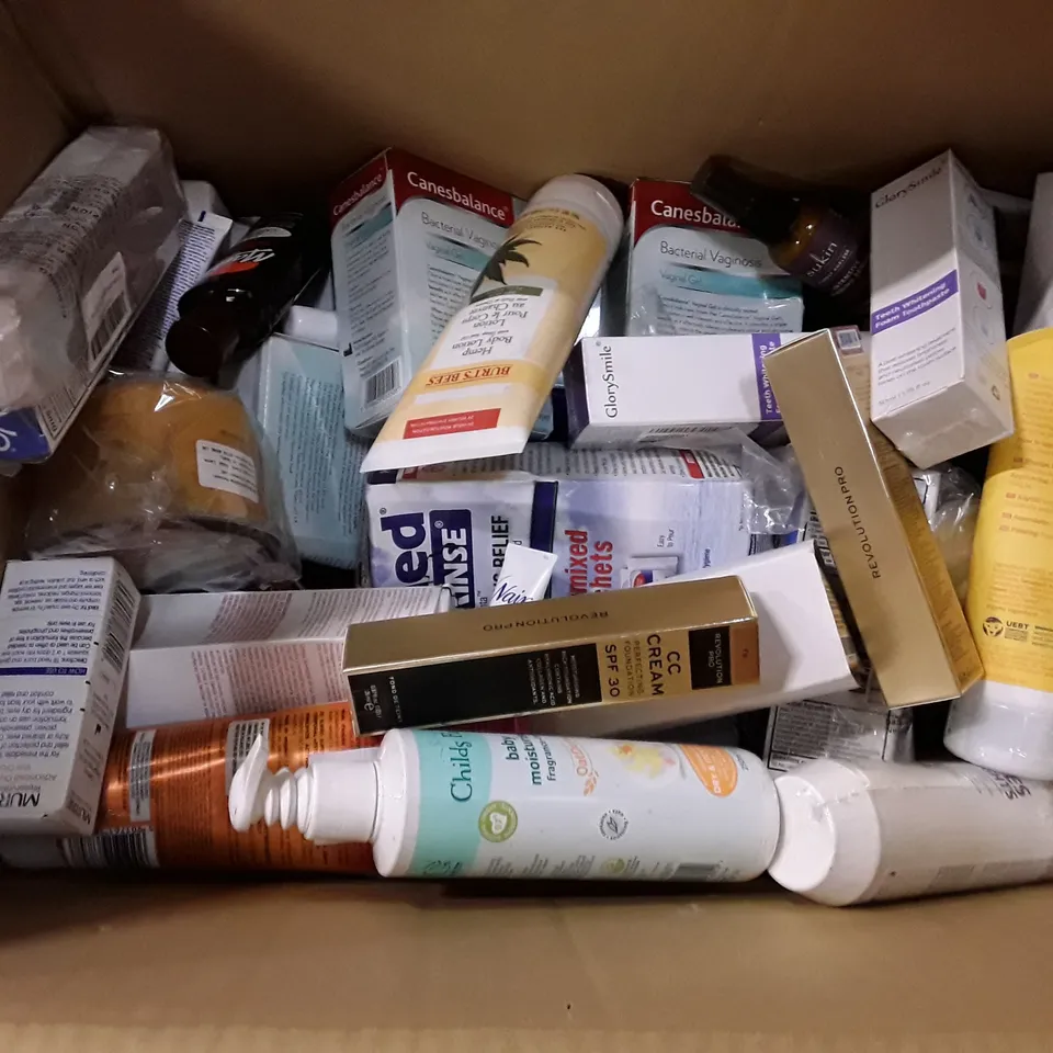 BOX TO CONTAIN AN ASSORTMENT OF HEALTH AND BEAUTY PRODUCTS TO INCLUDE PETROLEUM JELLY, TANNING SPRAY, SHAMPOO ECT 