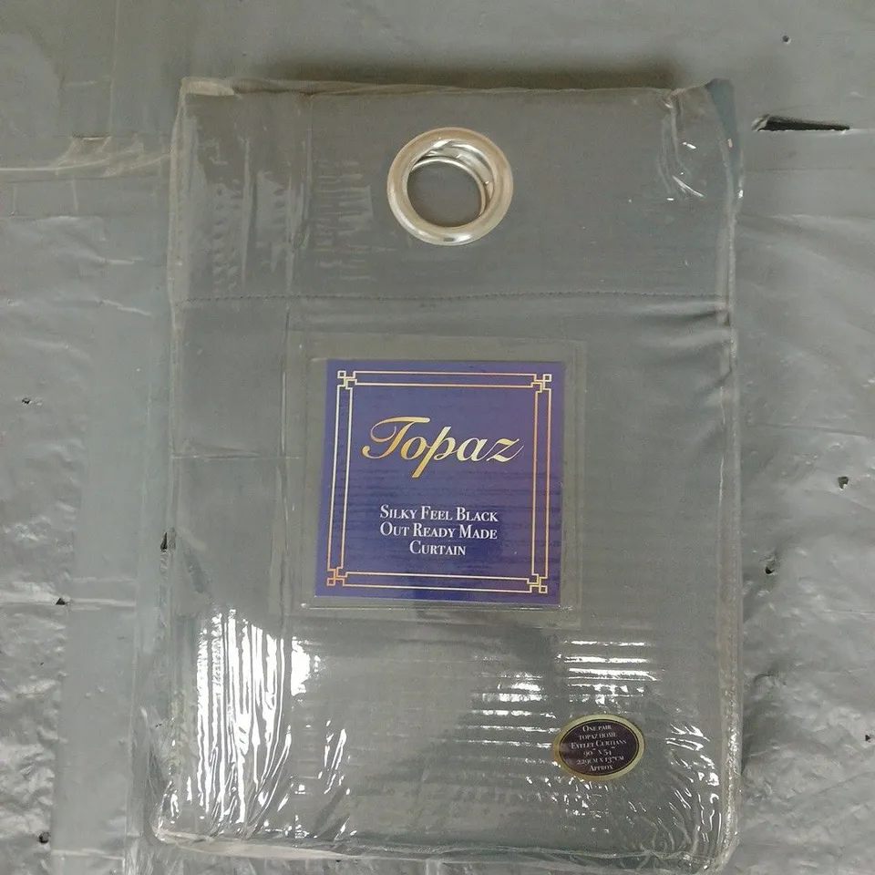 BOX OF APPROXIMATELY 10 TOPAZ HOME EYELET CURTAINS IN GREY (90"X54")