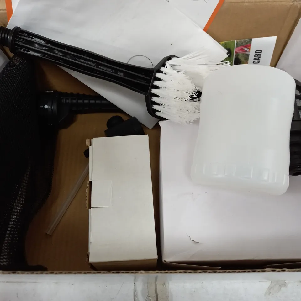BOXED YARD FORCE 20V CORDLESS PRESSURE WASHER