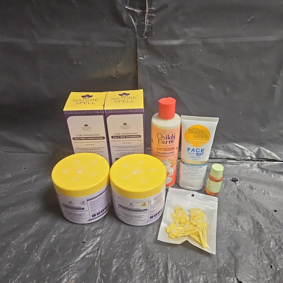 APPROXIMATEY 20 ASSORTED HEALTH AND BEAUTY PRODUCTS TO INCLUDE - NATURE SPELL CURL ENHANCING HAIRCARE - CHILD'S FARM CONDITIONER - BONDI SANDS SUNSCREEN - ETC