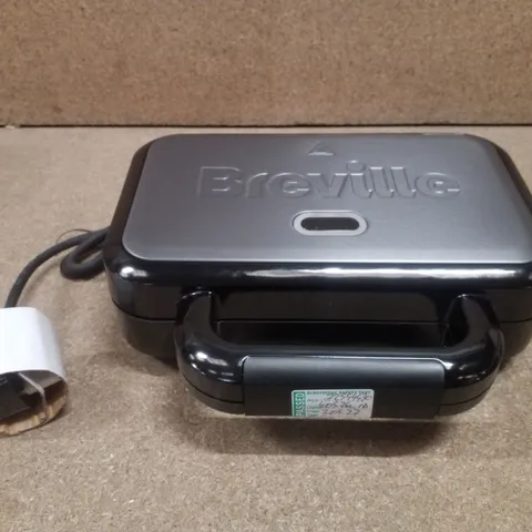 BOXED BREVILLE VST082 ULTIMATE DEEP FILL 2 SLICE SANDWICH TOASTER