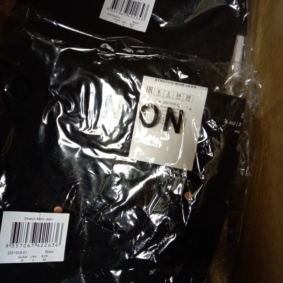BOX OF APPROX 4 BRAND NEW COTTON:ON STRETCH MOM JEANS - BLACK SIZES AUS 6