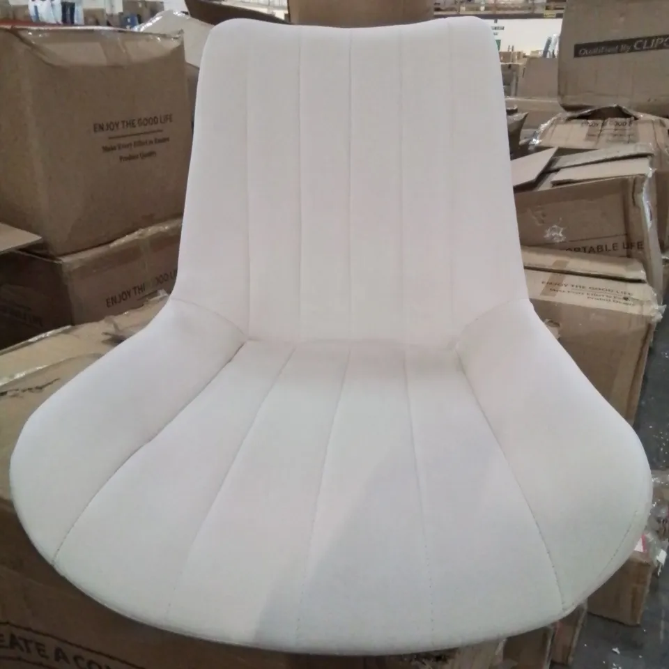 BOXED PAIR OF FABRIC UPHOLSTERED CREAM DINING CHAIRS 