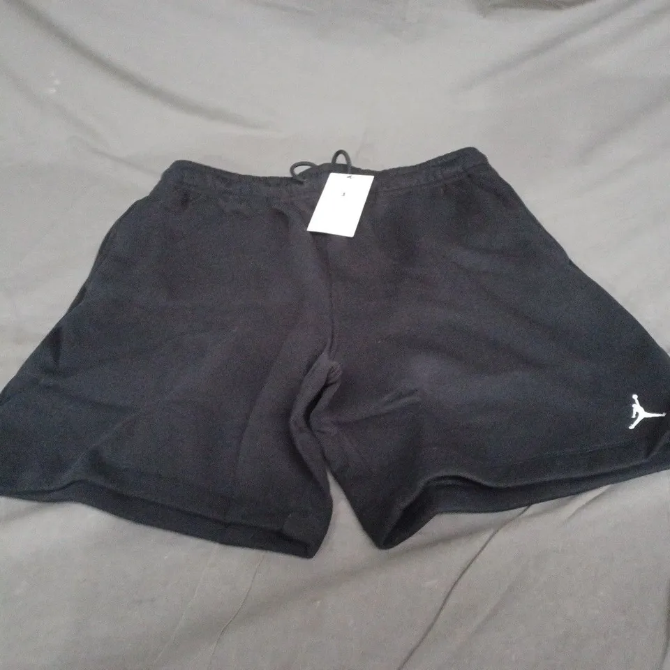 AIR JORDAN FLEECED CASUAL SHORTS SIZE L