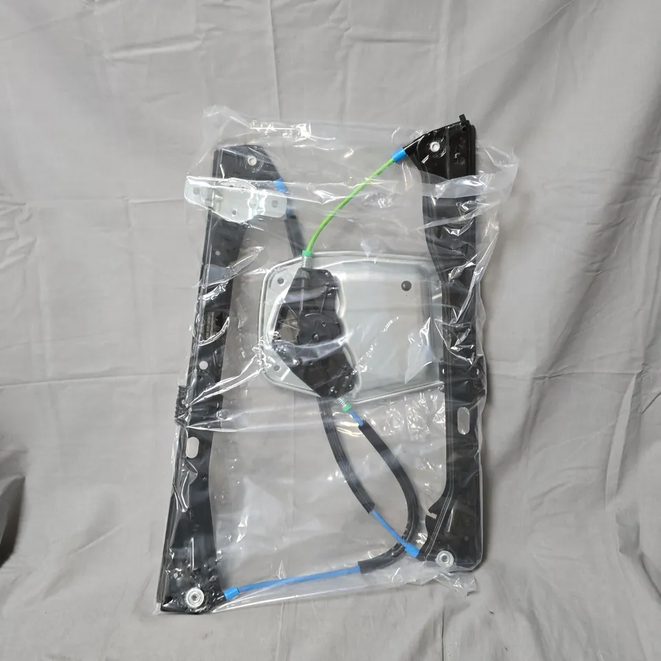 VW GOLF MK5 4DR ELECTRIC RIGHT FRONT WINDOW REGULATOR - 1K4 837 462 A