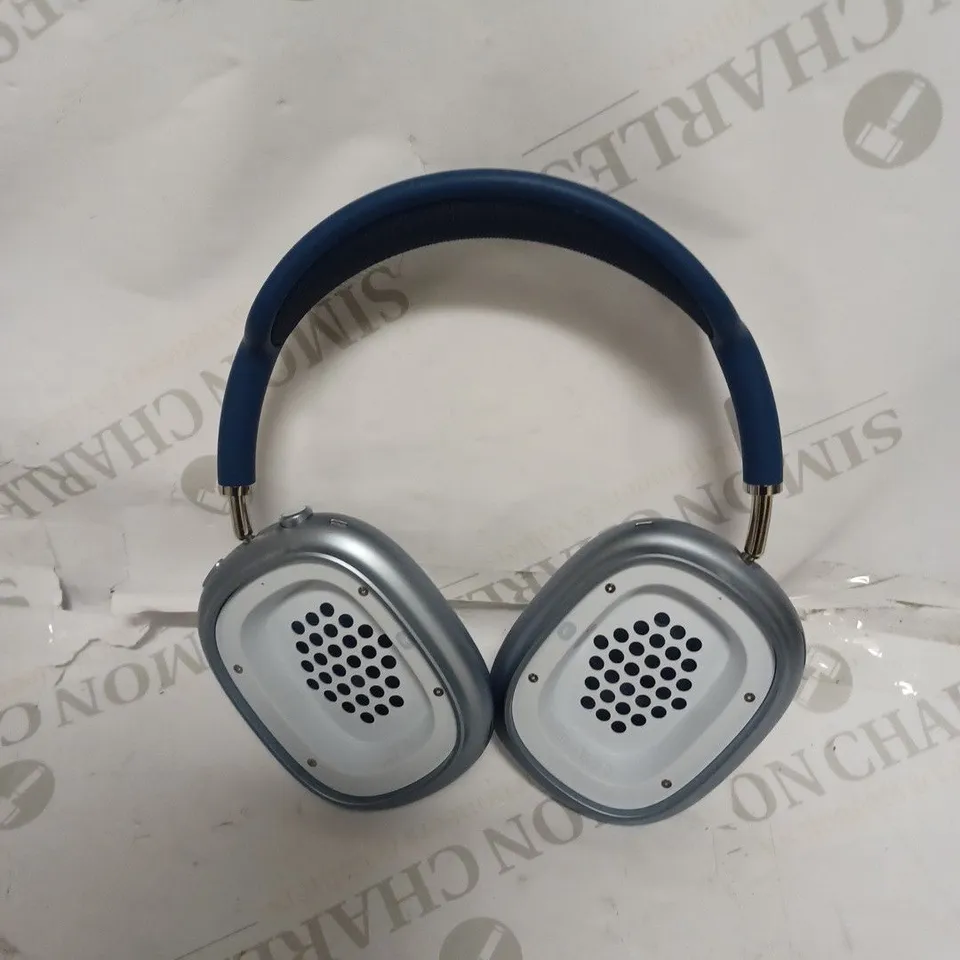 APPLE AIRPODS MAX HEADPHONES