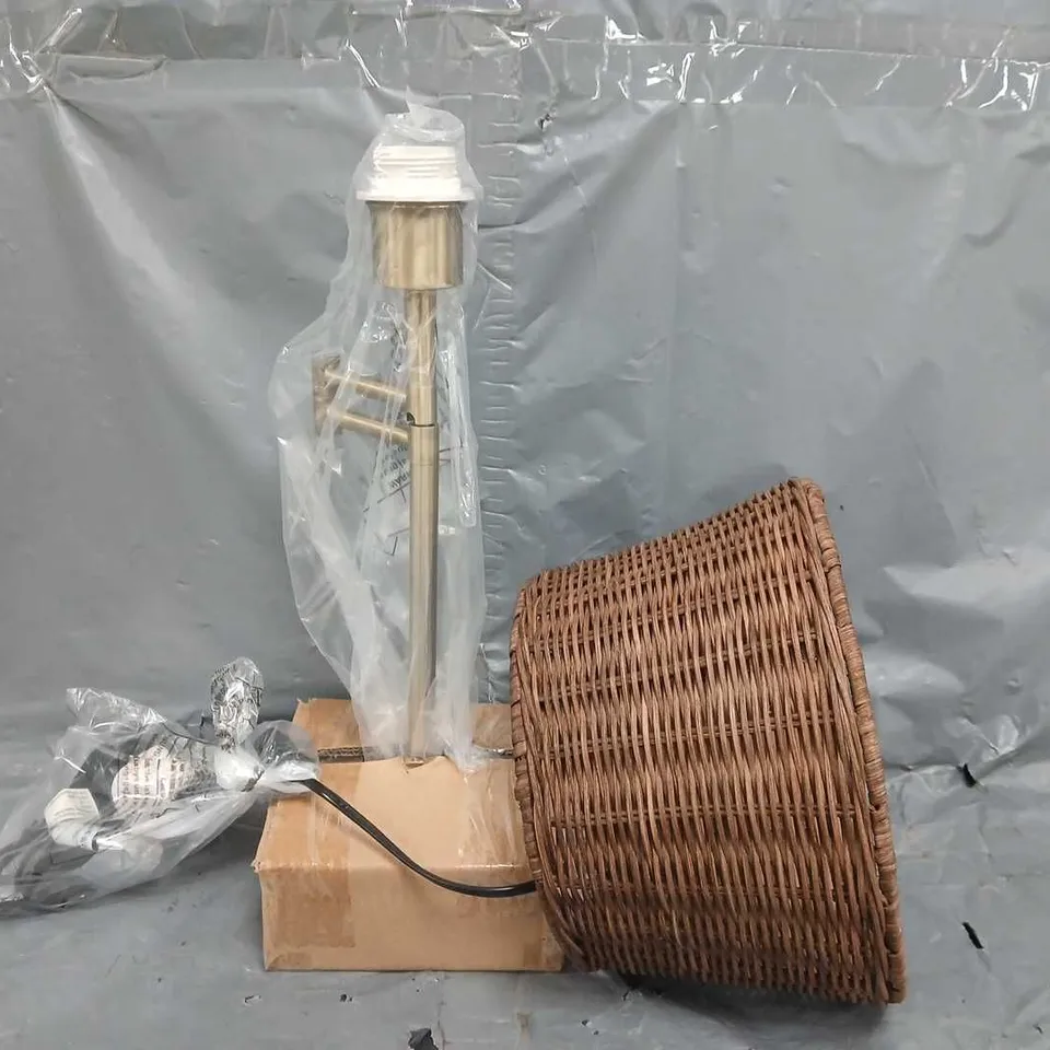 RUSTIC TABLE LAMP - COLLECTION ONLY