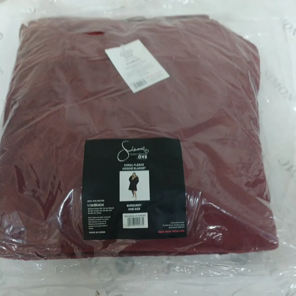 BAGGED CORAL FLEECE HOODED BLANKET IN BURGUNDY - ONE SIZE