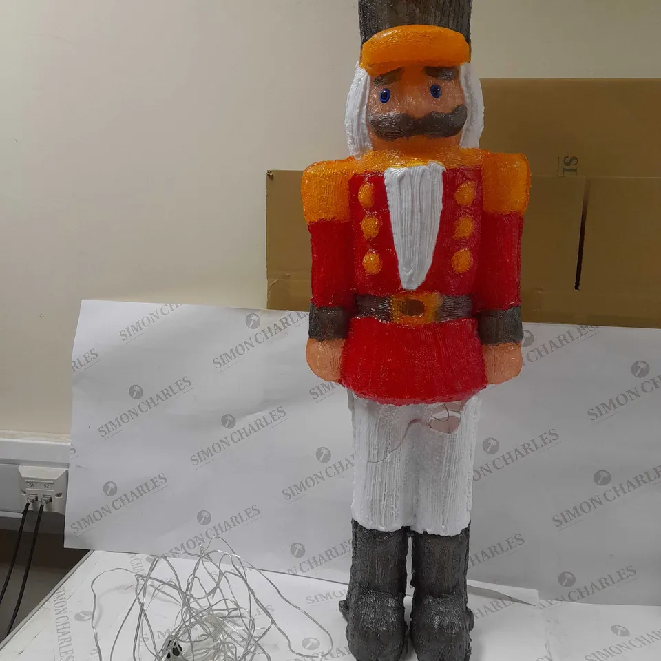 93CM NUTCRACKER WITH TIMER-ICE WHITE LEDS